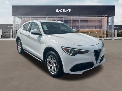 Used 2019 Alfa Romeo Stelvio AWD image 1