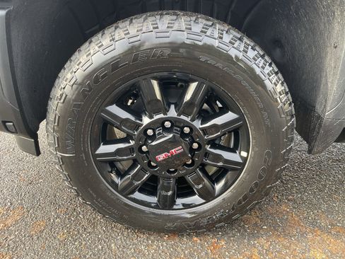 New 2026 GMC Sierra 3500 AT4 image 69