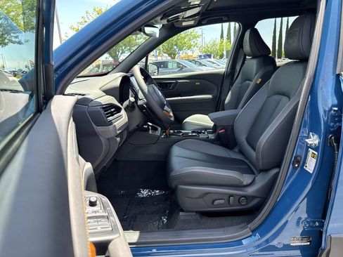 New 2026 Subaru Forester Wilderness w/ Wilderness Package AWD/4WD image 13