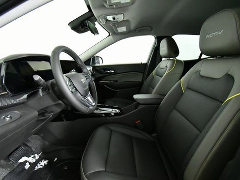 New 2026 Chevrolet Trax ACTIV w/ Driver Confidence Package image 5