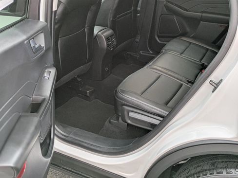 Used 2022 Ford Escape SEL image 23