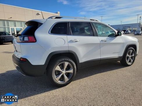 Used 2019 Jeep Cherokee Limited w/ Technology Group image 39