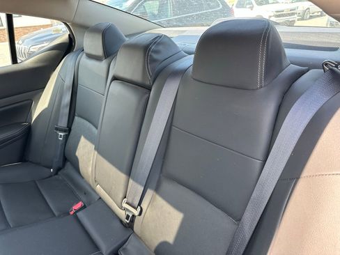 Used 2023 Nissan Altima 2.5 SL image 5