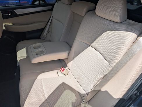 Used 2015 Subaru Outback 2.5i Premium AWD/4WD image 8