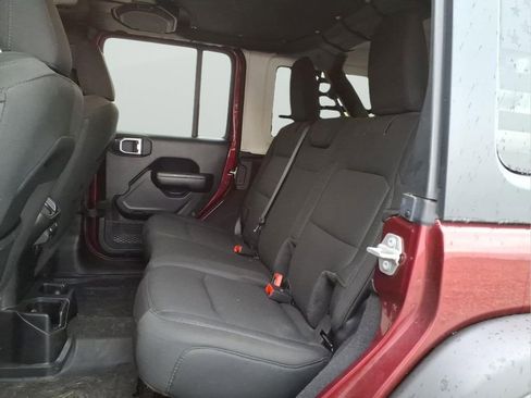 Used 2021 Jeep Wrangler Unlimited Sport AWD/4WD image 32