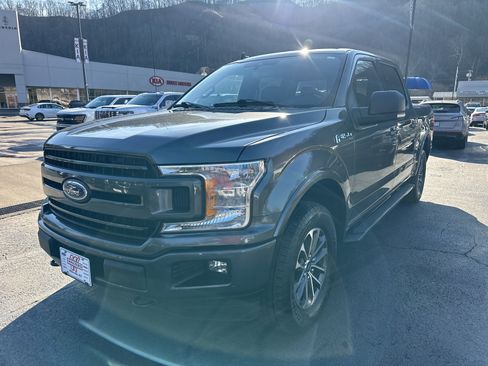Used 2019 Ford F150 XLT w/ Equipment Group 302A Luxury image 3