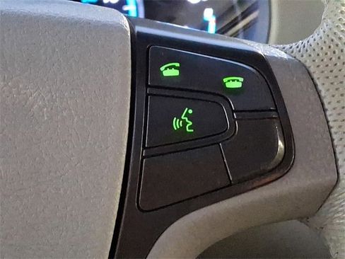 Used 2014 Toyota Sienna XLE image 23