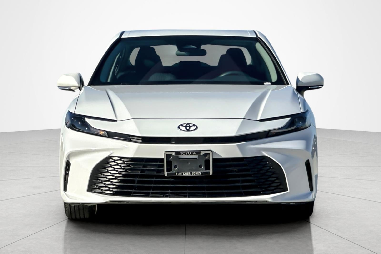 Certified 2025 Toyota Camry LE FWD image 8