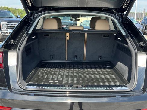 New 2026 Audi Q8 Premium Plus AWD/4WD image 12