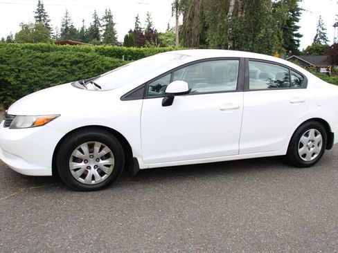 Used 2012 Honda Civic LX image 1