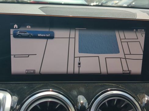 New 2025 Mercedes-Benz GLB 250 GLB 250 image 8