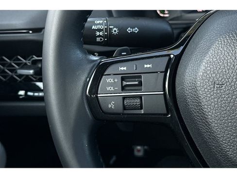 Used 2023 Honda Accord Touring image 36