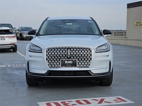 New 2026 Lincoln Corsair Premiere image 2