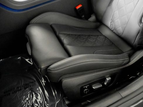 Used 2025 BMW M8 Competition image 20