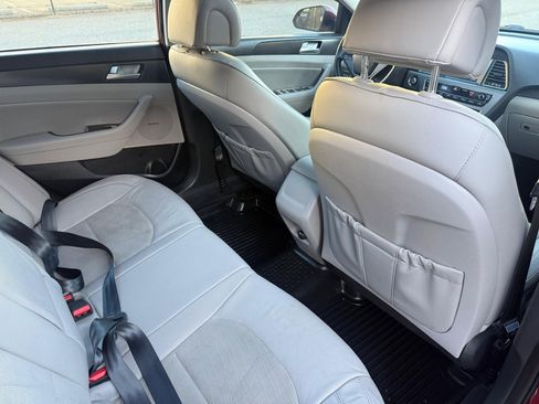 Used 2016 Hyundai Sonata Sport w/ Option Group 1V FWD image 12