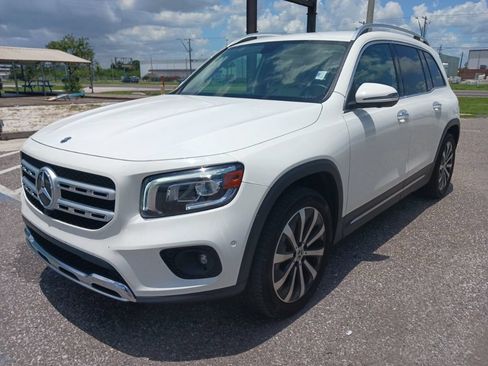 Used 2021 Mercedes-Benz GLB 250 4MATIC image 7