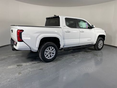 New 2026 Toyota Tacoma SR5 image 4