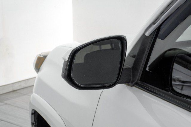 Used 2020 Toyota 4Runner TRD Off-Road AWD/4WD image 45