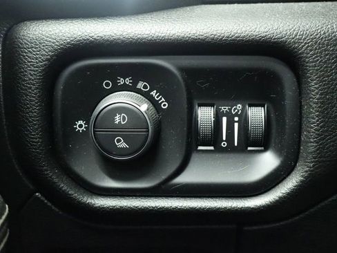 Certified 2023 RAM 1500 Laramie image 25