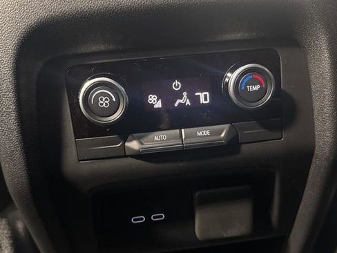 New 2025 Buick Enclave Preferred w/ Power Package image 23