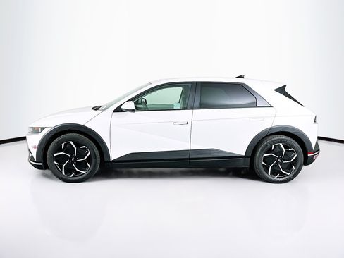 Used 2024 Hyundai Ioniq 5 SE RWD image 4