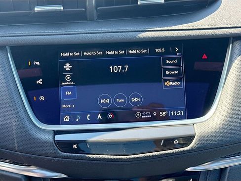 Certified 2023 Cadillac XT5 Sportv w/ Technology Package image 14