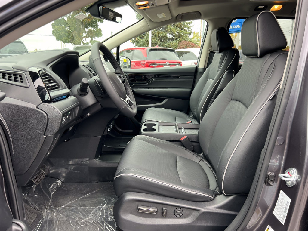 New 2027 Honda Odyssey Elite image 3