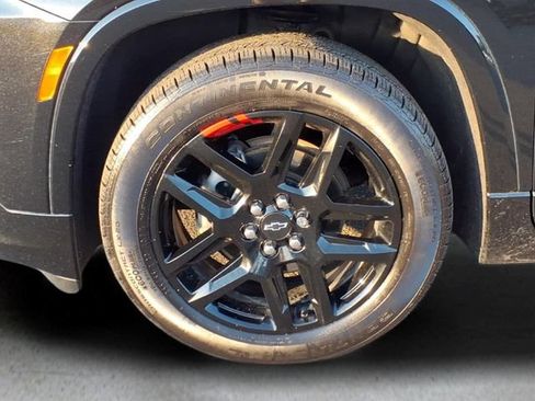 Used 2023 Chevrolet Traverse Premier w/ Redline Edition AWD/4WD image 10