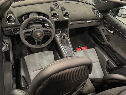 Used 2024 Porsche 718 Boxster Spyder RS RWD image 16