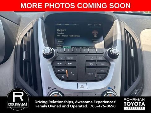 Used 2017 Chevrolet Equinox Premier w/ Enhanced Convenience Package FWD image 9