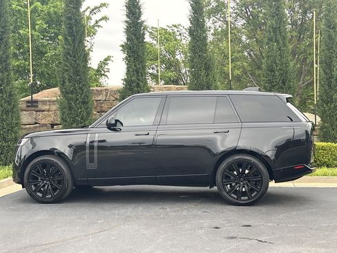 New 2026 Land Rover Range Rover Long Wheelbase SE AWD/4WD image 2