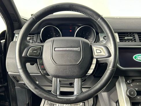 Used 2017 Land Rover Range Rover Evoque SE Premium image 27