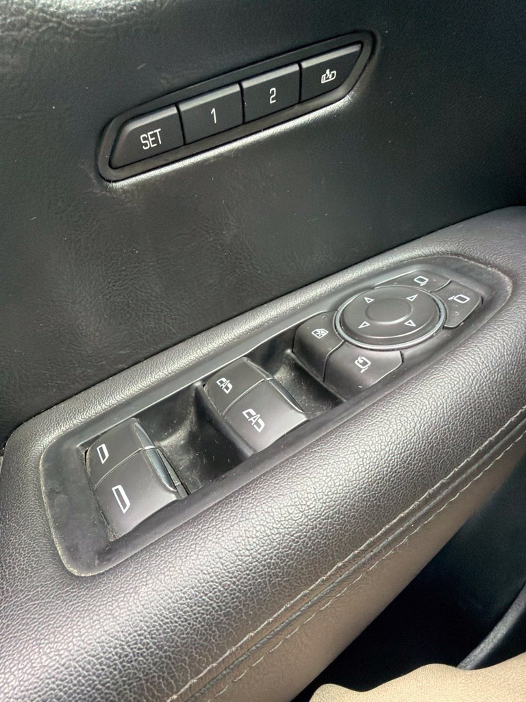 Used 2018 Cadillac XT5 Luxury AWD/4WD image 13