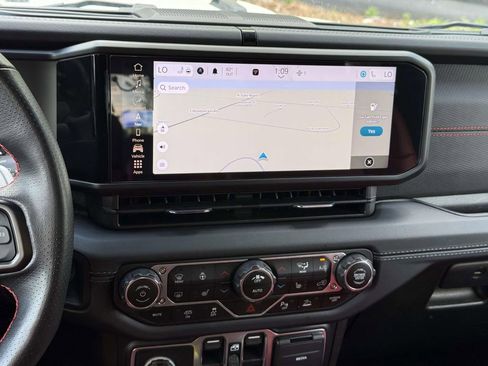 Used 2024 Jeep Wrangler Unlimited Rubicon 392 image 16