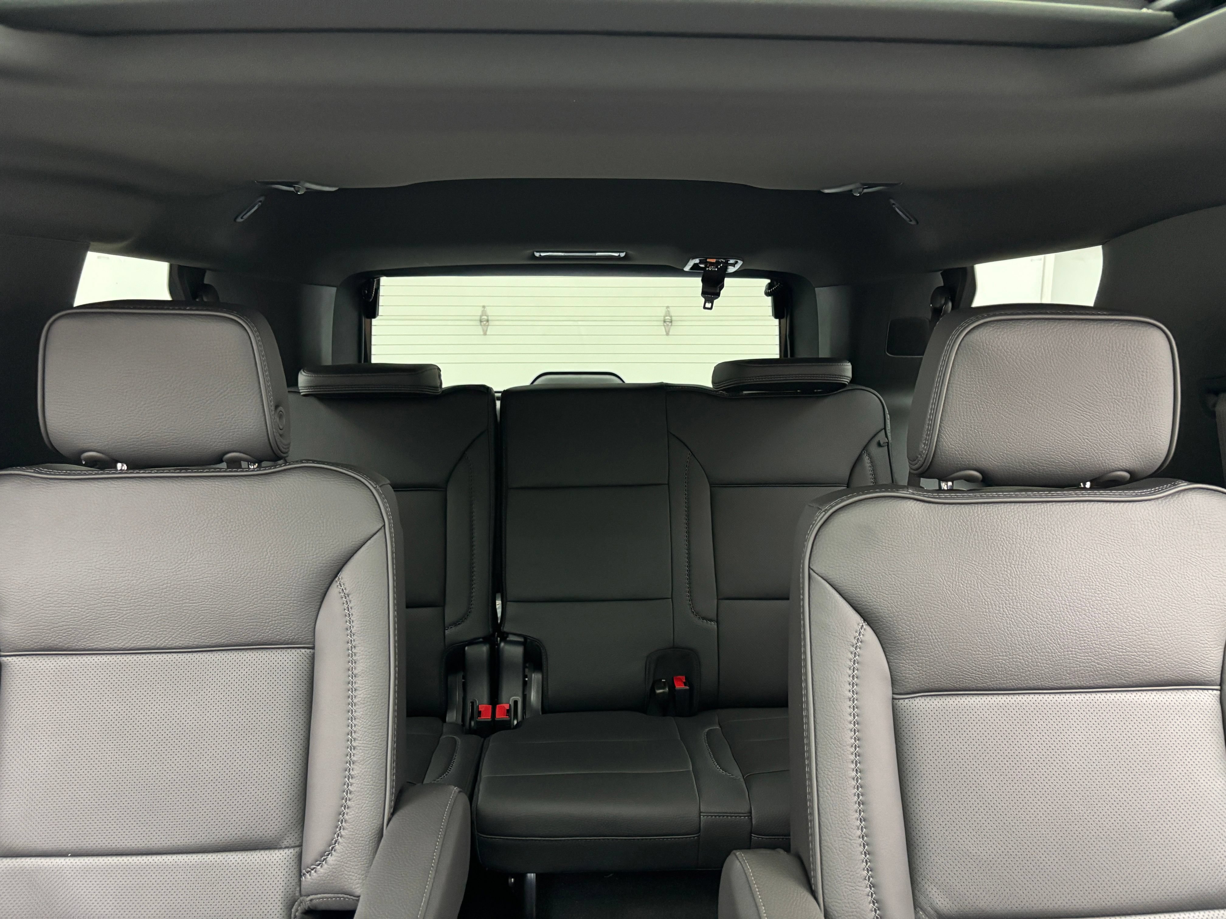 New 2026 GMC Yukon Denali w/ Denali Reserve Package AWD/4WD image 45