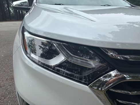 Used 2020 Chevrolet Equinox Premier FWD image 9