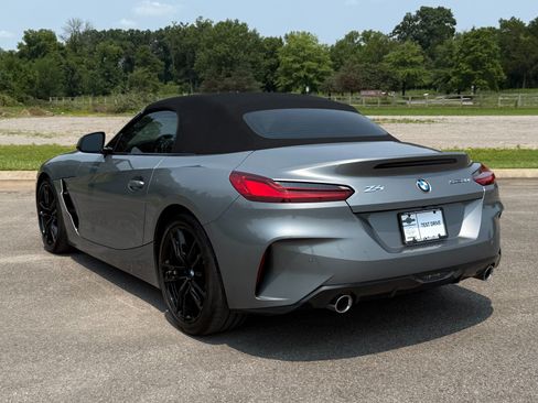 Used 2024 BMW Z4 sDrive30i w/ Convenience Package RWD image 10