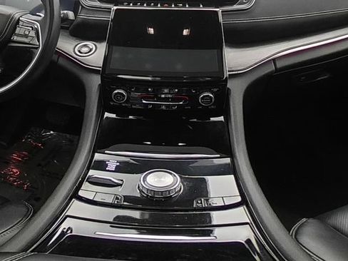 Used 2021 Jeep Grand Cherokee L Overland w/ Luxury Tech Group IV AWD/4WD image 28