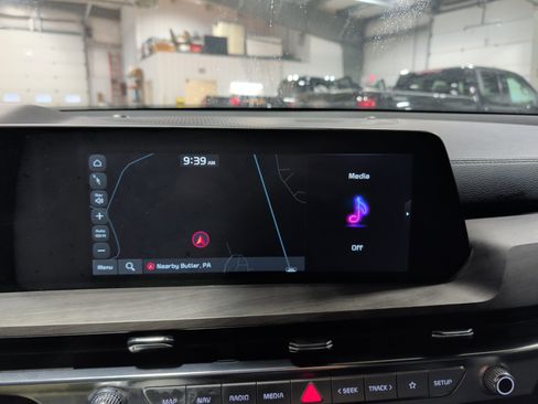 Used 2024 Kia Telluride SX Prestige X-Pro image 11