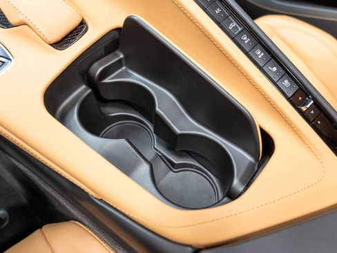 Used 2023 Chevrolet Corvette Stingray Preferred Conv w/ Z51 Performance Package RWD image 64