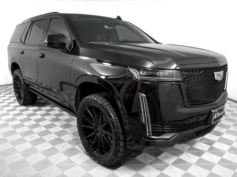 Used 2023 Cadillac Escalade Sport w/ LPO, ONYX Package AWD/4WD image 2