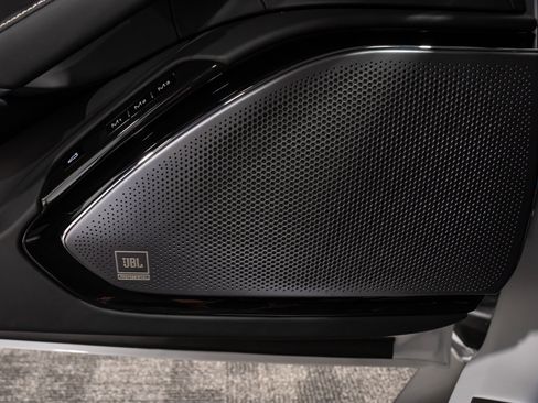 Used 2022 Ferrari Roma RWD image 26