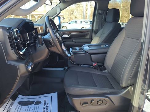 Certified 2024 GMC Sierra 2500 SLE w/ SLE Value Package; image 19