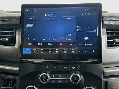 Used 2024 Ford Expedition XLT AWD/4WD image 14