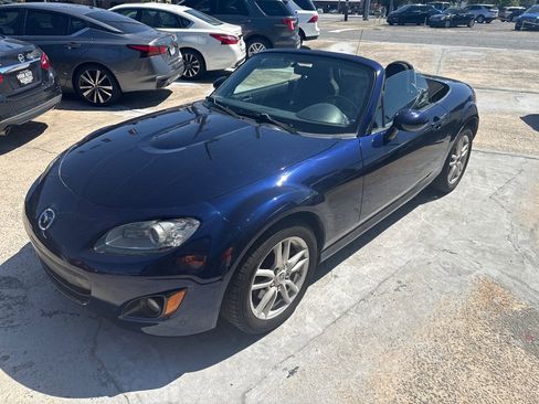 Used 2012 MAZDA MX-5 Miata Sport RWD image 15
