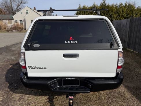 Used 2010 Toyota Tacoma 4x4 Access Cab image 6