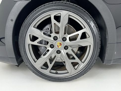 Certified 2023 Porsche Taycan 4 Cross Turismo AWD/4WD image 32