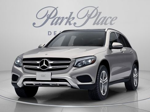 Certified 2019 Mercedes-Benz GLC 300 4MATIC image 37