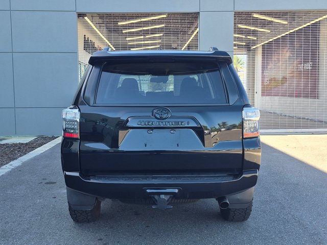 Used 2022 Toyota 4Runner SR5 RWD image 5