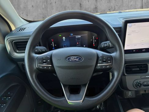 Used 2025 Ford Maverick XL FWD image 13